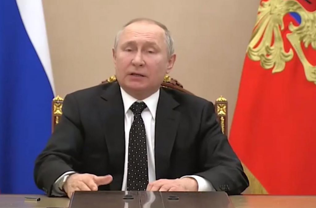 Президент проводит в Кремле встречу с Шойгу и Герасимовым